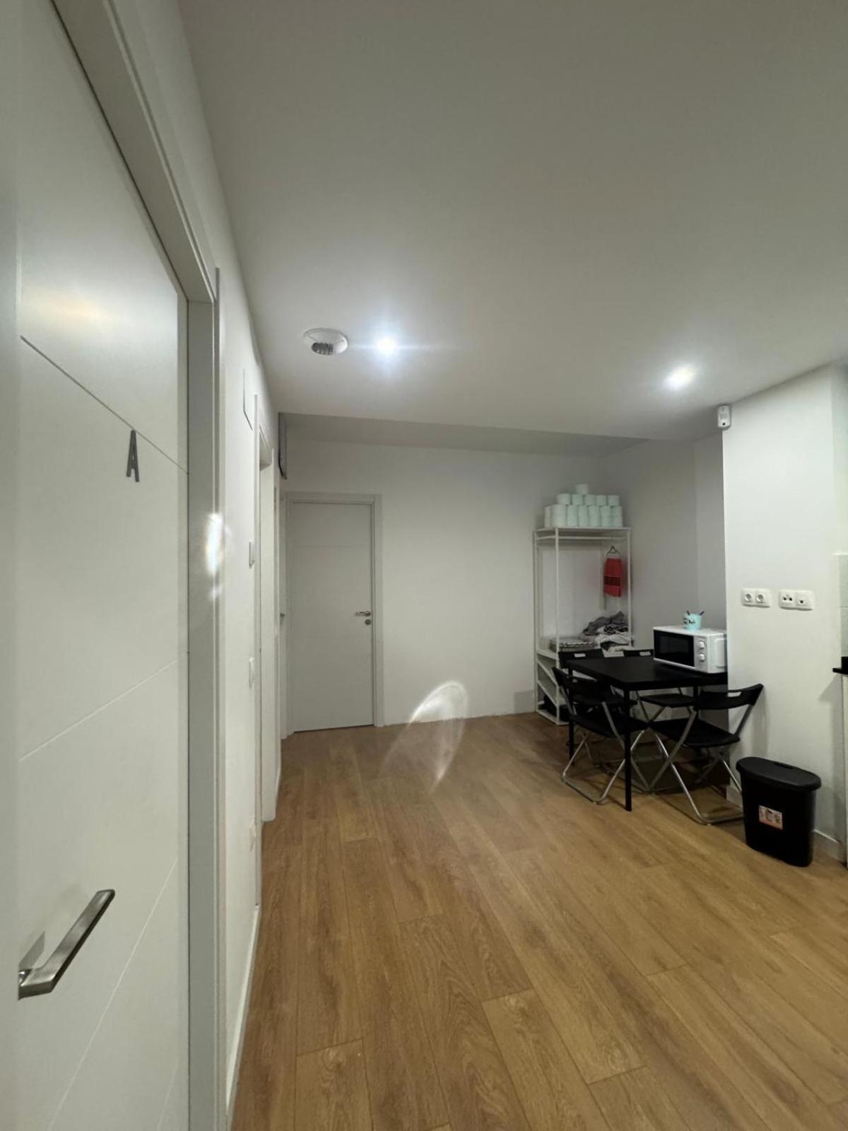 Mars Suites Porras Madrid Luaran gambar